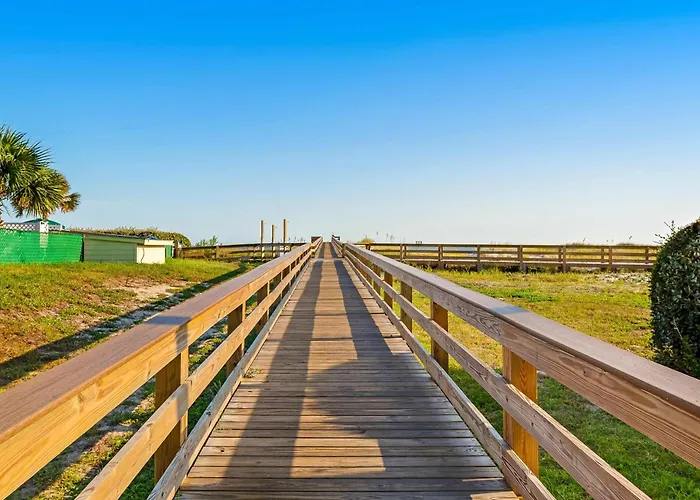 Bright Oceanfront With Pool Hot Tub Sauna Tennis & Ac Holiday home Gulf Shores